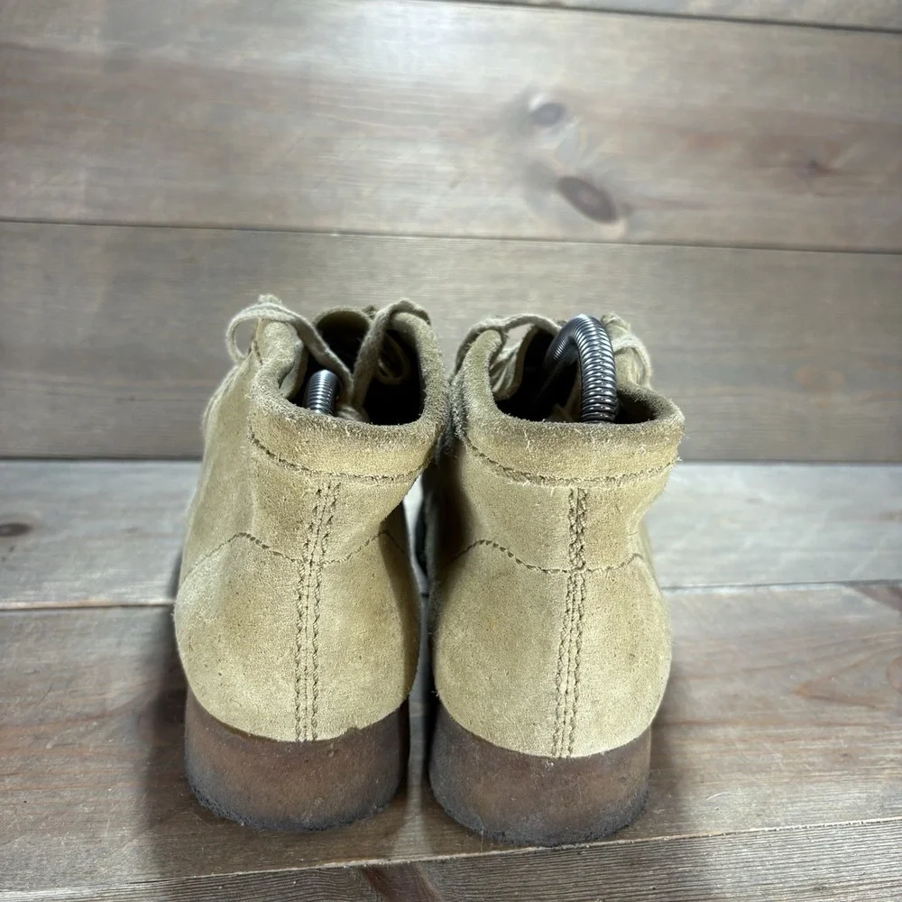 clarks wallabee mens size 6.5 shoes brown suede comfort chukka boots WMS 8